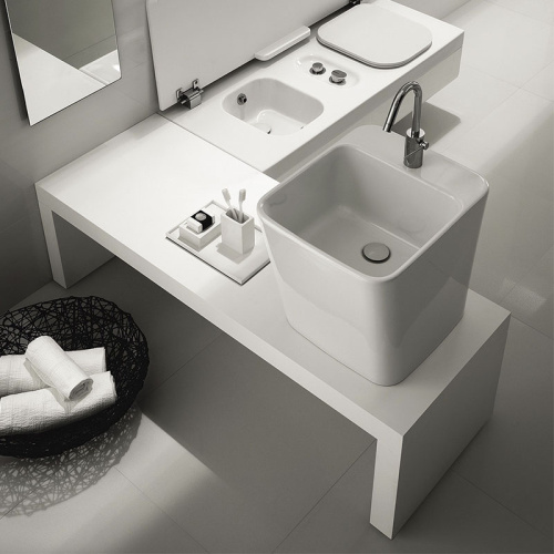 Раковина из сантехнического фаянса Hatria G-FULL YXJF01 50х40 накладная цвет белый